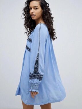 Free people blue wind willow embroidered boho dress size large NWT
